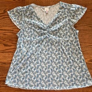 Motherhood maternity garden blue floral top semi sheer flutter short sleeve Lrg